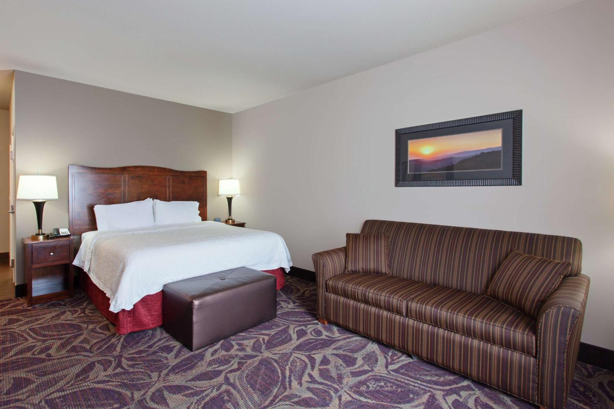 Hampton Inn Seattle/Everett Downtown Экстерьер фото